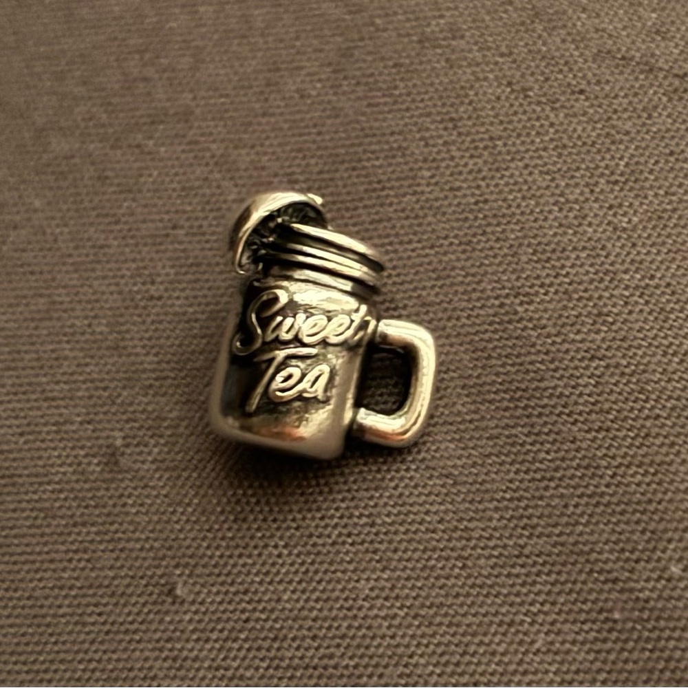 James Avery Sweet Tea Charm